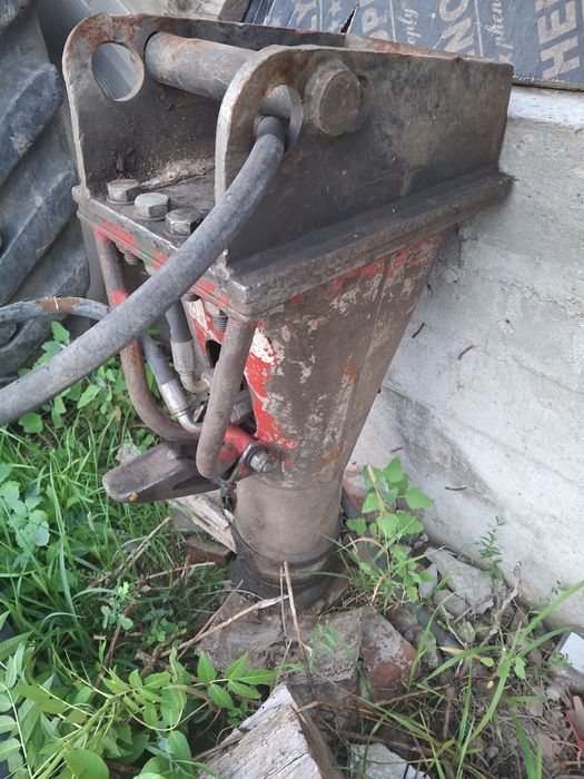 Vând 3 picoane picon miniexcavator escavator