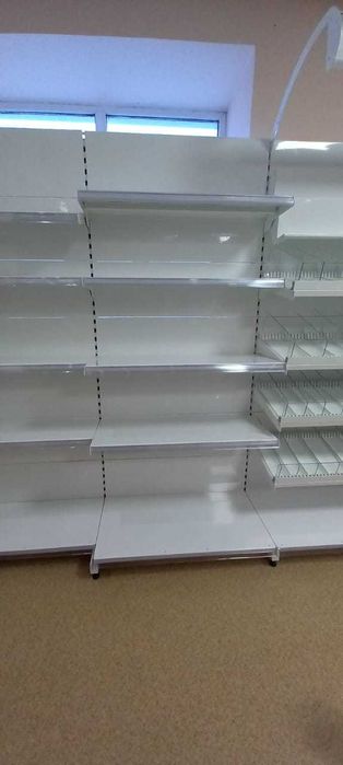 стеллажи для магазина