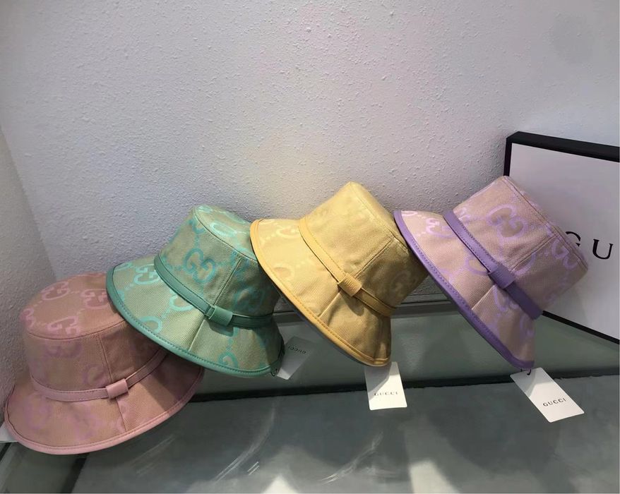 Шапка christian dior