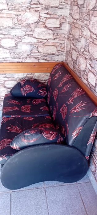 Диван двойка в много добро състояние
