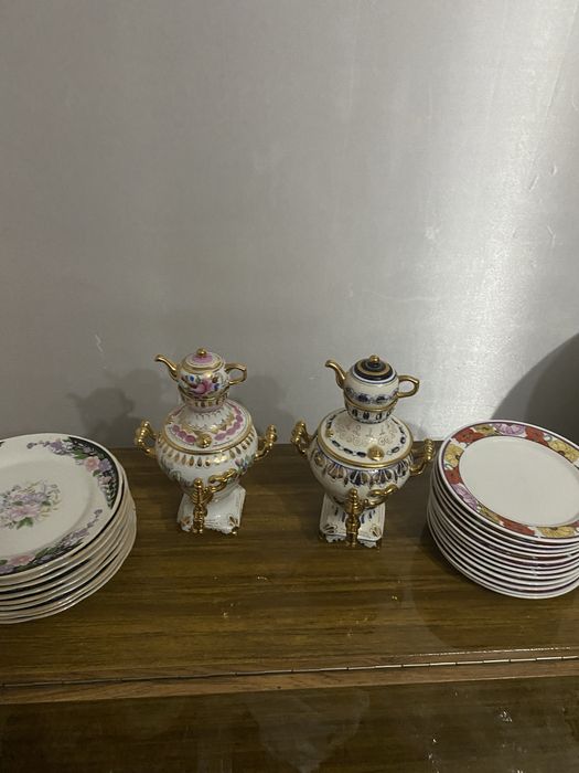Продам самовары два цвета антикаариат новые