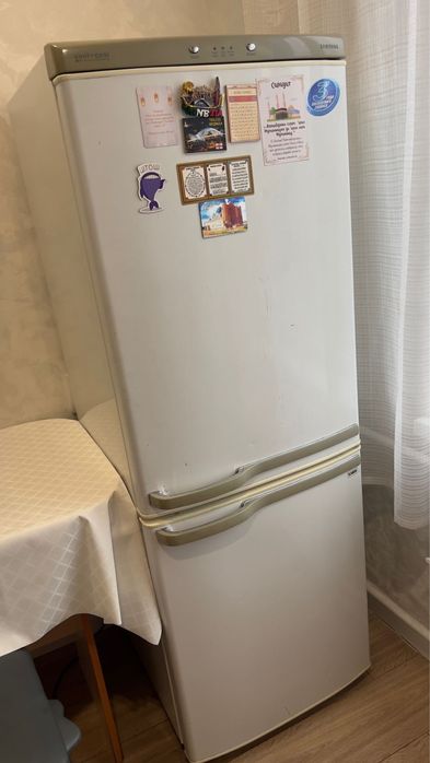 Холодильник samsung