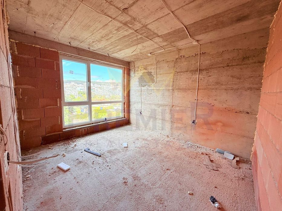 Продава се Тристаен апартамент в Варна, Владислав Варненчик - 86 кв.м за 813 €/кв.м - Снимка #2