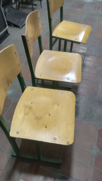 Maktab stullari sotiladi!  Продаются стулья!