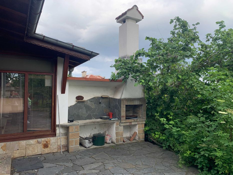 ИМОТ в близост до ЦЕНТЪРА на с. Васил Левски