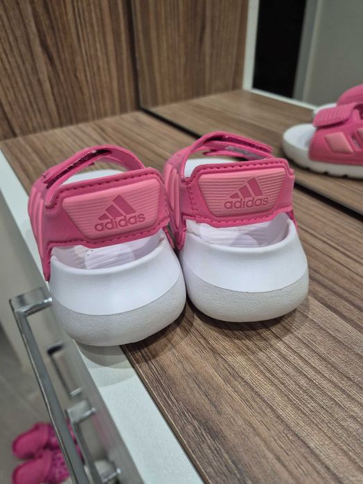 Детски сандали adidas