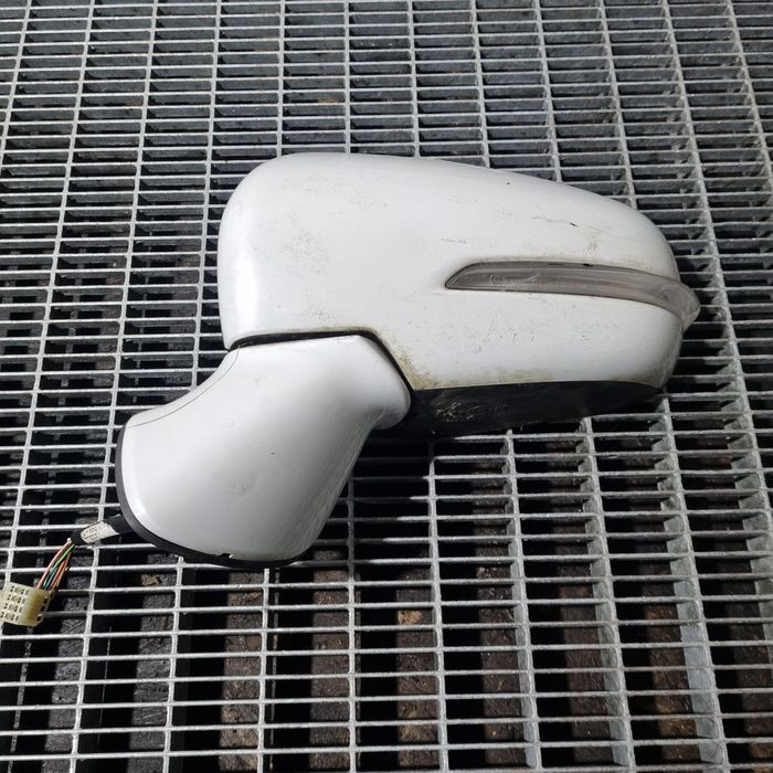 Oglinda stanga Suzuki SX4 S - Cross II 2013 - 2016 4 Usi Alb ZNL (1410) Cu rabatare ...