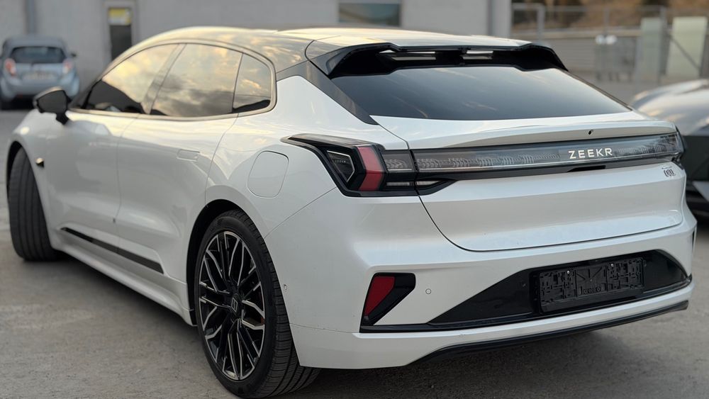 Zeekr 001 you 2024 sotiladi