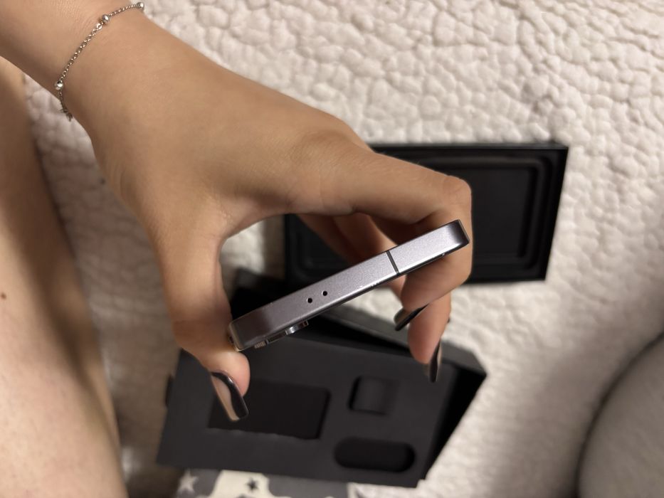 Samsung Galaxy S24 garantie 1 an