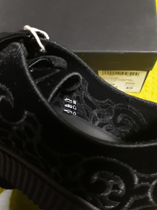 Sneakersi Pinko 40 originali, brand lux, catifea neagră