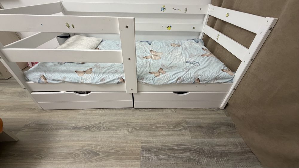 Детская кровать с ящиками