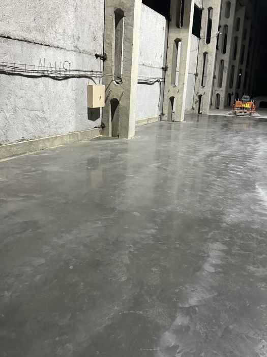 Услуга промышленного бетонного пола |