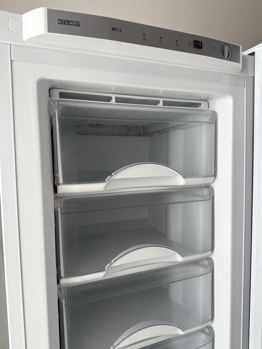 Морозильник Atlant