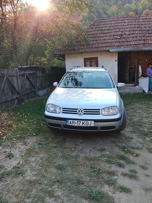 Vând wolsvagen golf