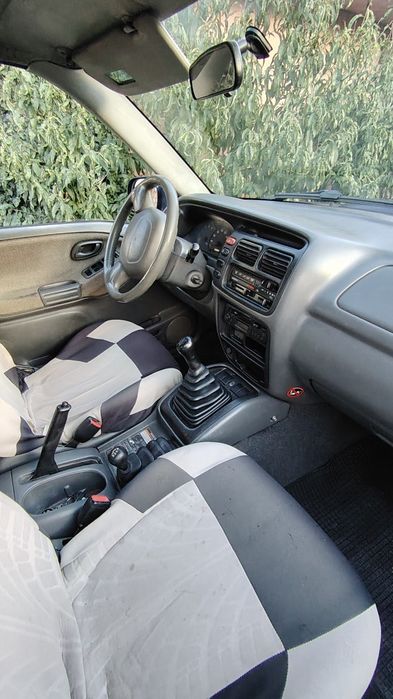 Suzuki Grand Vitara 1997,2.0Diesel Mazda  5uși  Full.   4x4+reductor