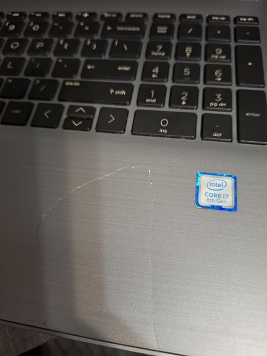 Laptop HP 250 G7 i7 gen 8