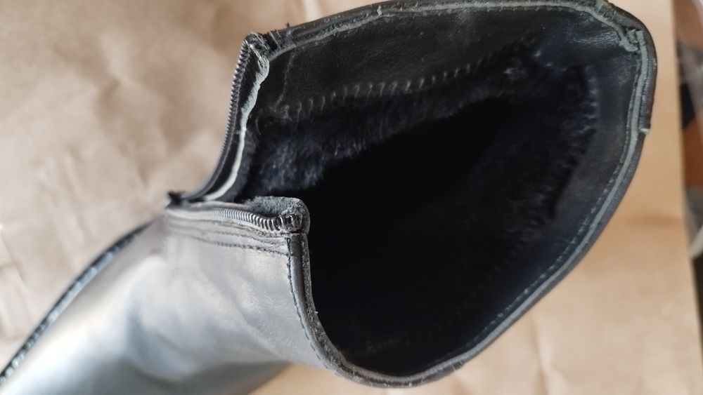 Срочно продам сапоги