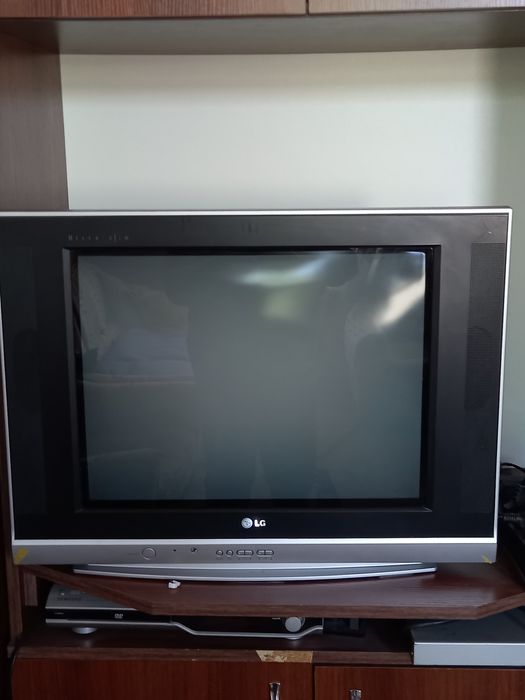 Продаются различные телевизоры, б/у.