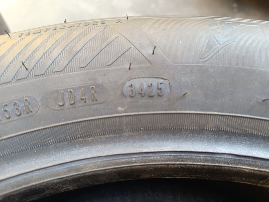 4бр. летни гуми 215/55/17 Goodyear дот 2025 нови!