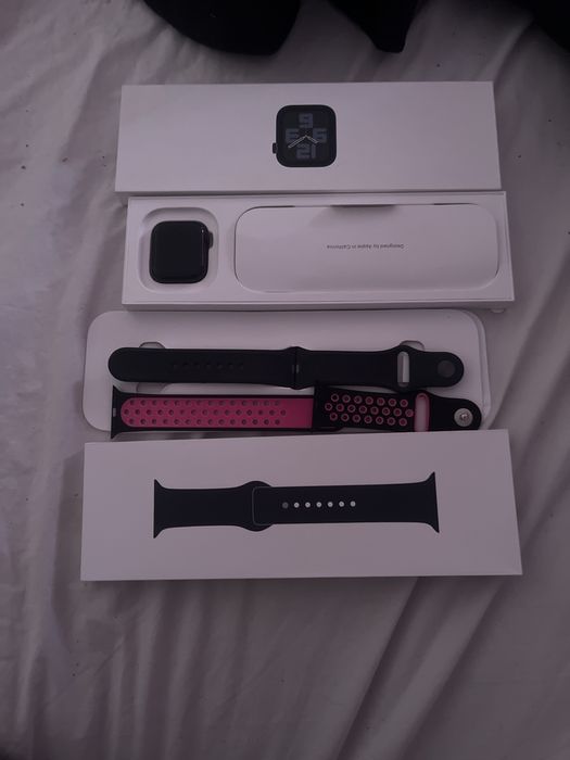 Apple Watch SE generatia 2