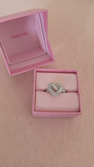 Оригинален Пръстен Swarovski - размер 55