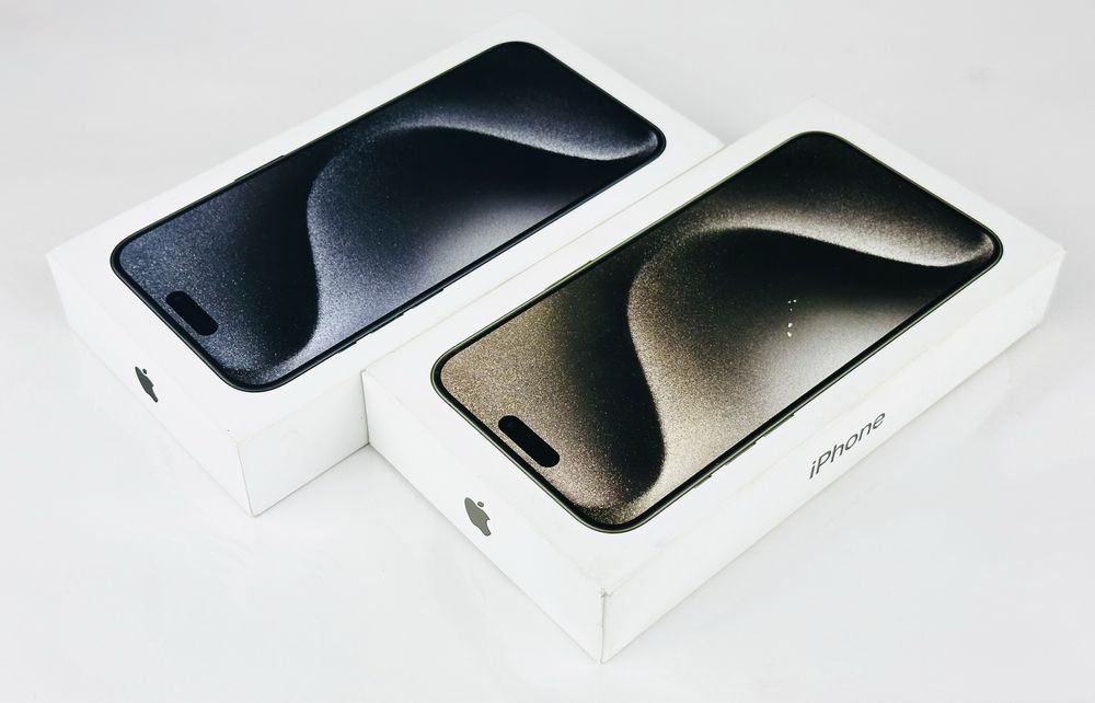 НОВ! Apple iPhone 15 Pro Max 256GB Black Гаранция!