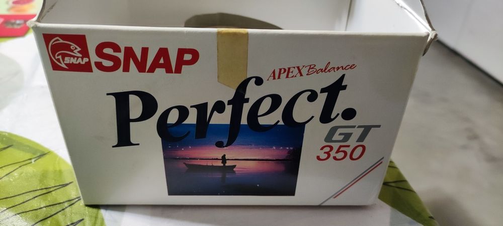 Продавам два броя макари