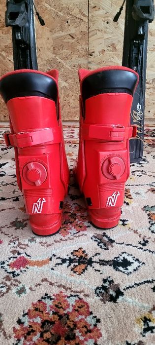 Vand set ski ! Detalii in descriere.