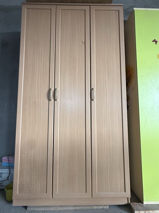 Шкафы для дома .