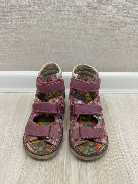 Продам ортопедическую обувь .