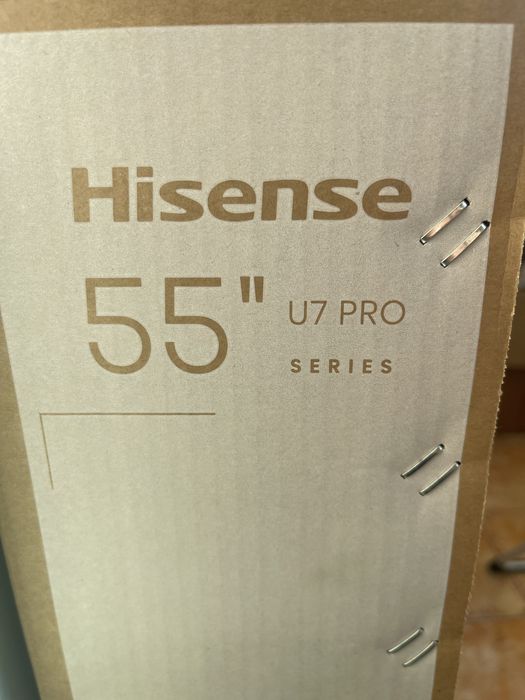 Vand Tv Hisense Miniled 139 cm