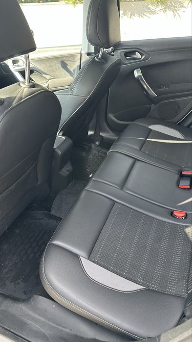 Peugeot 2008 1.6 eHDI