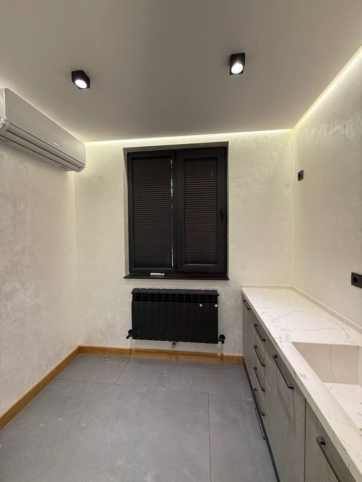 Продам Офис в центре, ор-р рынок Мирабад 76м²