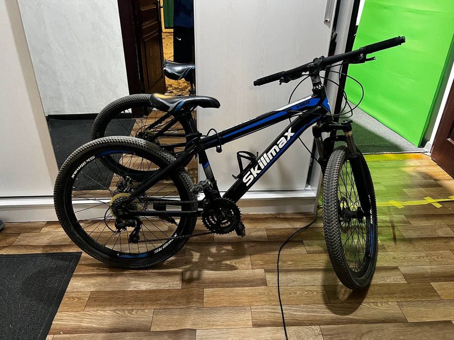 Велосипед идеальное состояние зу́р 26/24-размер