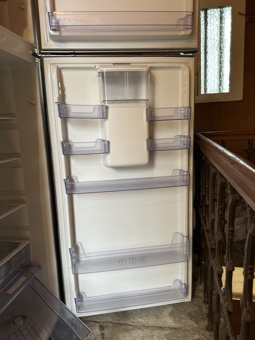 Frigider beko clasa A+ no frost cu dozator