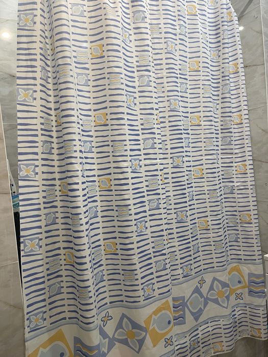 Шторы для душа продам