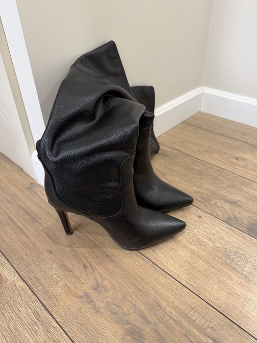 Демисезонные сапоги женские