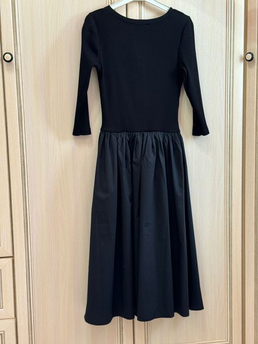 Платье чёрное хорошего качества