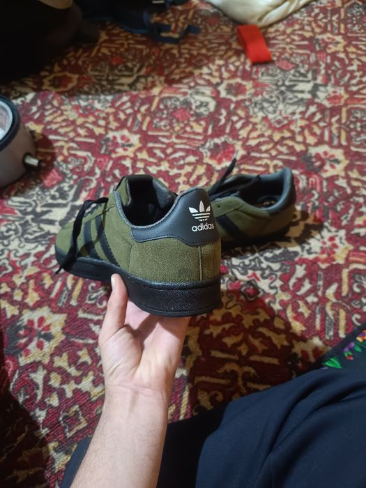 Adidas Campus oddiy va zamonaviy