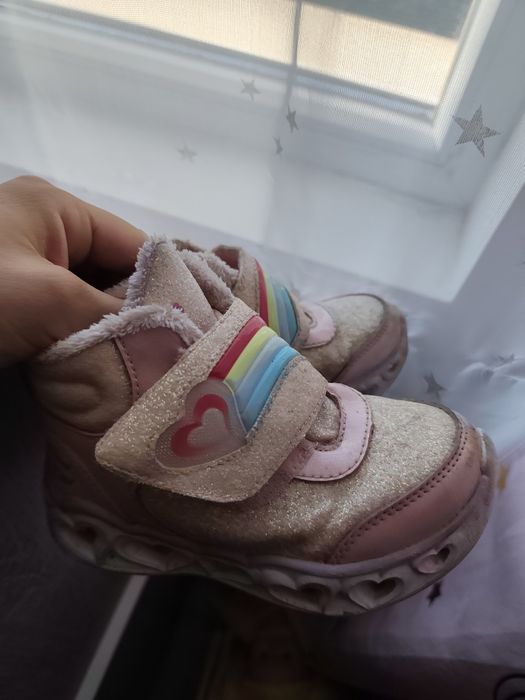 Сникърси Skechers 25 номер светещи