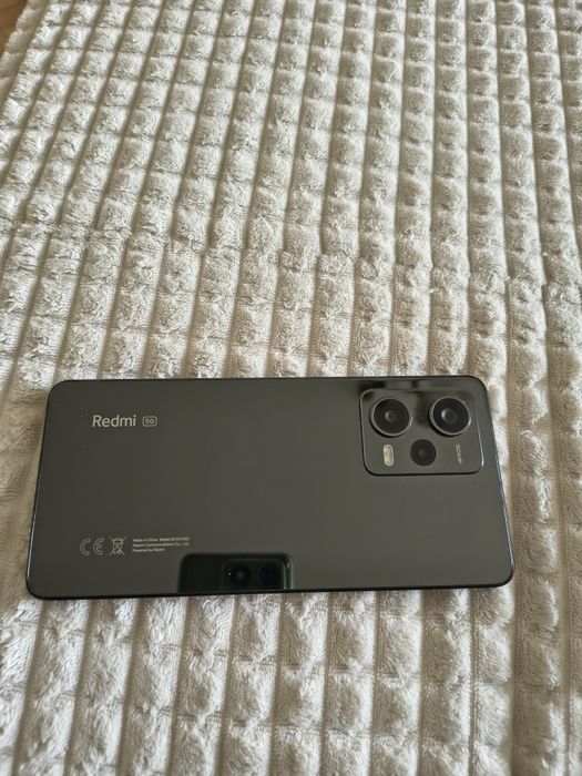 Продавам телефон Redmi Note 12 pro 5g