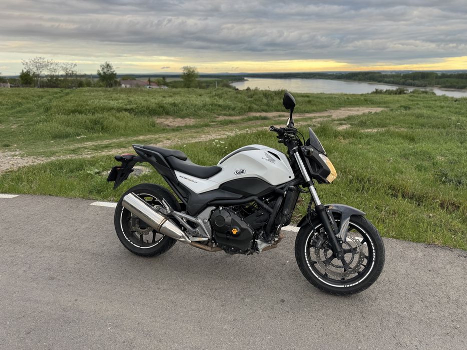 Honda nc750s 19.500 km /abs/2015