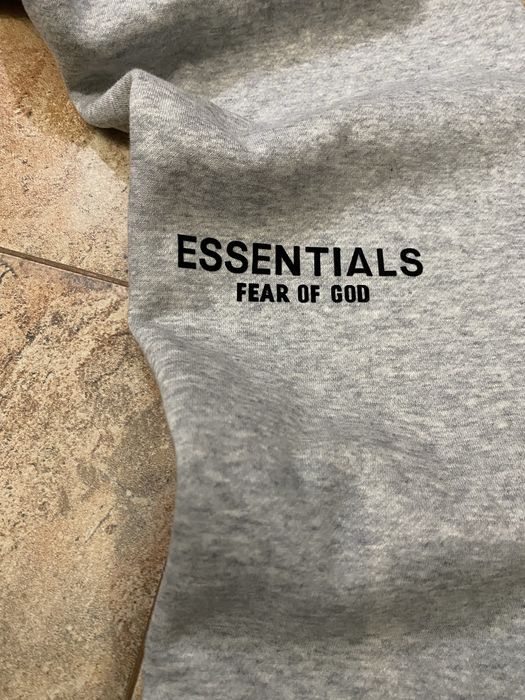 ESSENTIALS Fear of God екип