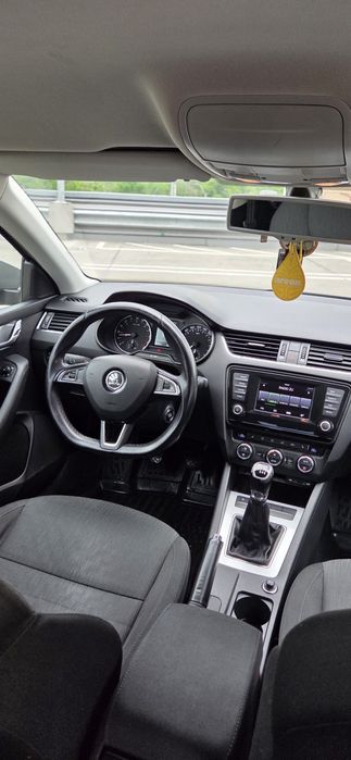 SKODA Octavia 2015 — imagine 4