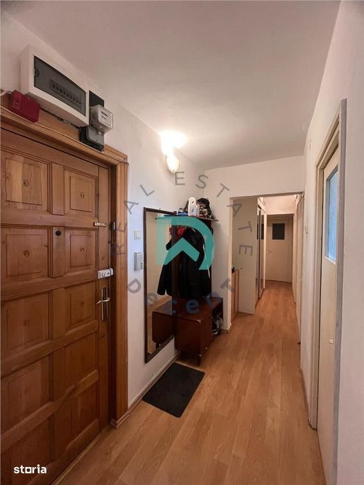 Apartament 3 camere, Astra, intermediar, Brasov