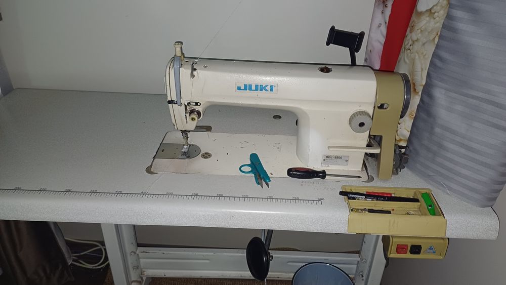 vand masina de cusut industriala juki