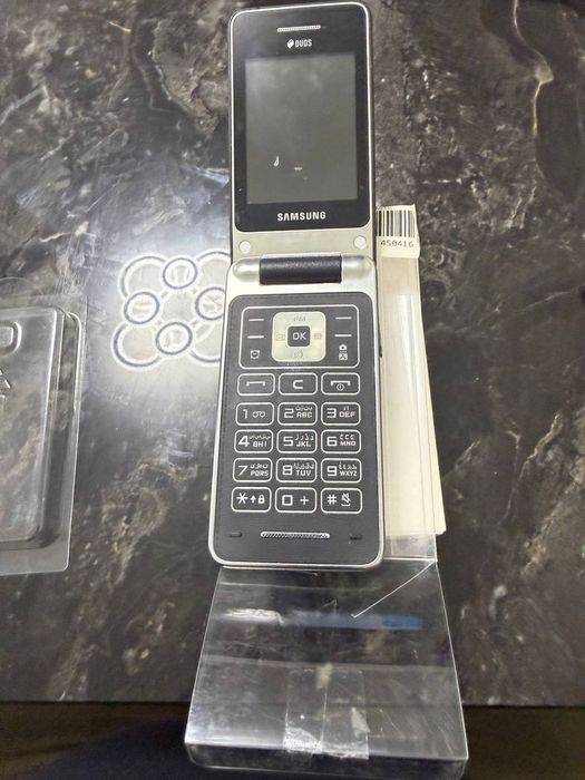 Срочна продаю свою телефону samsung