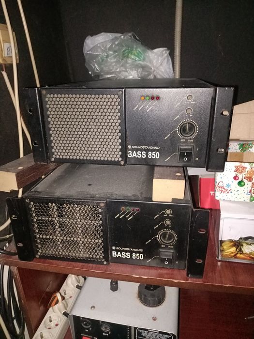 Продам усилитель Bass