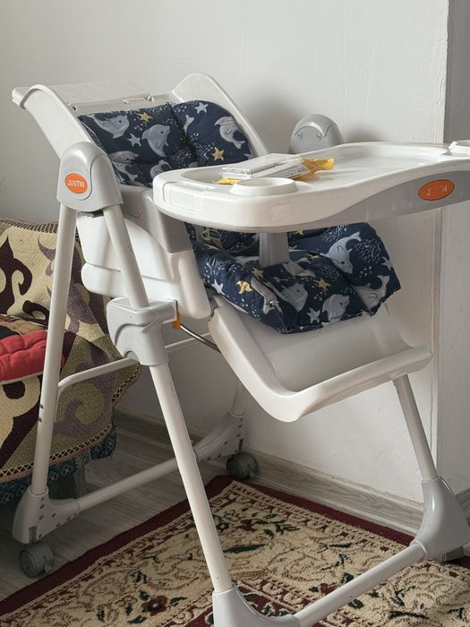 Ходунок , коляска , стол для кормления