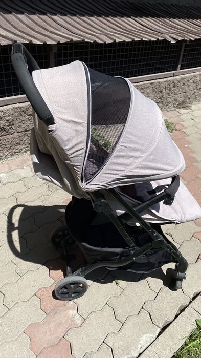 Коляска EvenFlo продам